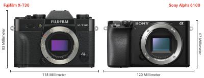 Größenvergleich: Fujifilm X-T30 vs. Sony Alpha 6100 Größenvergleich: Fujifilm X-T30 vs. Sony Alpha 6100