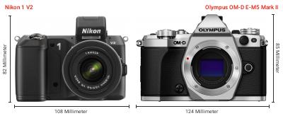 Größenvergleich: Nikon 1 V2 vs. OM System OM-D E-M5 Mark II Größenvergleich: Nikon 1 V2 vs. OM System OM-D E-M5 Mark II