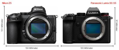 Größenvergleich: Nikon Z5 vs. Panasonic Lumix DC-S5 Größenvergleich: Nikon Z5 vs. Panasonic Lumix DC-S5