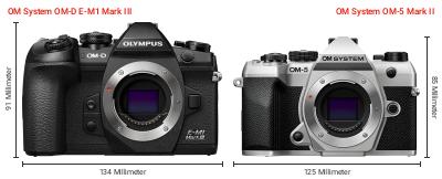 Größenvergleich: OM System OM-D E-M1 Mark III vs. OM System OM-5 Mark II