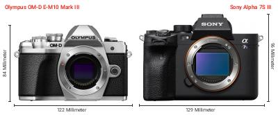 Größenvergleich: OM System OM-D E-M10 Mark III vs. Sony Alpha 7S III