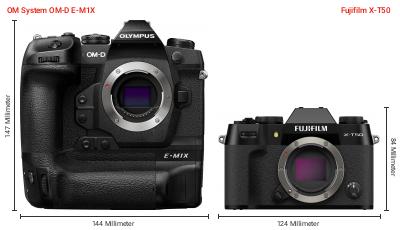 Größenvergleich: OM System OM-D E-M1X vs. Fujifilm X-T50 Größenvergleich: OM System OM-D E-M1X vs. Fujifilm X-T50