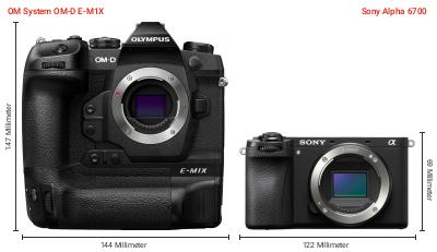 Größenvergleich: OM System OM-D E-M1X vs. Sony Alpha 6700 Größenvergleich: OM System OM-D E-M1X vs. Sony Alpha 6700
