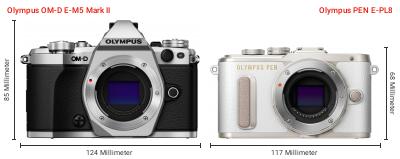 Größenvergleich: OM System OM-D E-M5 Mark II vs. OM System PEN E-PL8 Größenvergleich: OM System OM-D E-M5 Mark II vs. OM System PEN E-PL8