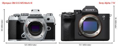 Größenvergleich: OM System OM-D E-M5 Mark III vs. Sony Alpha 7 IV Größenvergleich: OM System OM-D E-M5 Mark III vs. Sony Alpha 7 IV