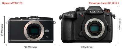 Größenvergleich: OM System PEN E-P3 vs. Panasonic Lumix DC-GH5 II Größenvergleich: OM System PEN E-P3 vs. Panasonic Lumix DC-GH5 II