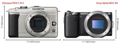 Größenvergleich: OM System PEN E-PL1 vs. Sony Alpha NEX-5N Größenvergleich: OM System PEN E-PL1 vs. Sony Alpha NEX-5N