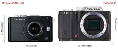 Größenvergleich: OM System PEN E-PL3 vs. Pentax K-01 Größenvergleich: OM System PEN E-PL3 vs. Pentax K-01