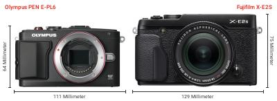Größenvergleich: OM System PEN E-PL6 vs. Fujifilm X-E2S Größenvergleich: OM System PEN E-PL6 vs. Fujifilm X-E2S