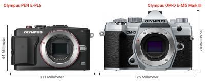 Größenvergleich: OM System PEN E-PL6 vs. OM System OM-D E-M5 Mark III Größenvergleich: OM System PEN E-PL6 vs. OM System OM-D E-M5 Mark III