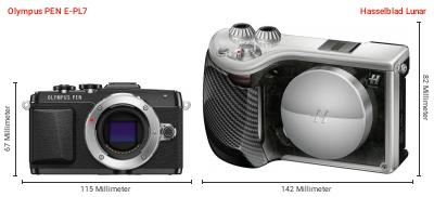 Größenvergleich: OM System PEN E-PL7 vs. Hasselblad Lunar Größenvergleich: OM System PEN E-PL7 vs. Hasselblad Lunar