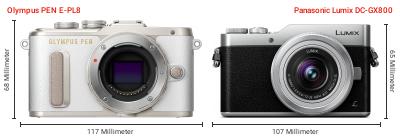 Größenvergleich: OM System PEN E-PL8 vs. Panasonic Lumix DC-GX800 Größenvergleich: OM System PEN E-PL8 vs. Panasonic Lumix DC-GX800