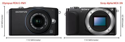 Größenvergleich: OM System PEN E-PM1 vs. Sony Alpha NEX-3N Größenvergleich: OM System PEN E-PM1 vs. Sony Alpha NEX-3N