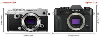Größenvergleich: OM System PEN-F vs. Fujifilm X-T30 Größenvergleich: OM System PEN-F vs. Fujifilm X-T30