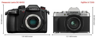Größenvergleich: Panasonic Lumix DC-GH5S vs. Fujifilm X-T200 Größenvergleich: Panasonic Lumix DC-GH5S vs. Fujifilm X-T200