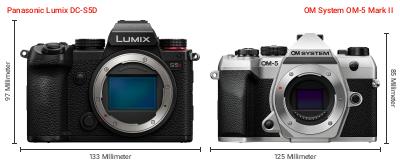 Größenvergleich: Panasonic Lumix DC-S5D vs. OM System OM-5 Mark II