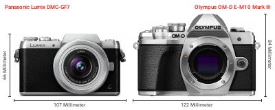 Größenvergleich: Panasonic Lumix DMC-GF7 vs. OM System OM-D E-M10 Mark III Größenvergleich: Panasonic Lumix DMC-GF7 vs. OM System OM-D E-M10 Mark III