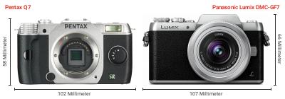 Größenvergleich: Pentax Q7 vs. Panasonic Lumix DMC-GF7 Größenvergleich: Pentax Q7 vs. Panasonic Lumix DMC-GF7