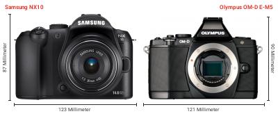 Größenvergleich: Samsung NX10 vs. OM System OM-D E-M5 Größenvergleich: Samsung NX10 vs. OM System OM-D E-M5