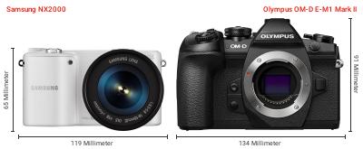 Größenvergleich: Samsung NX2000 vs. OM System OM-D E-M1 Mark II Größenvergleich: Samsung NX2000 vs. OM System OM-D E-M1 Mark II
