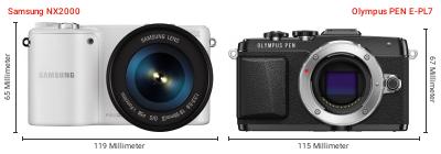 Größenvergleich: Samsung NX2000 vs. OM System PEN E-PL7 Größenvergleich: Samsung NX2000 vs. OM System PEN E-PL7