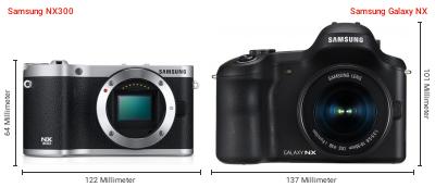 Größenvergleich: Samsung NX300 vs. Samsung Galaxy NX Größenvergleich: Samsung NX300 vs. Samsung Galaxy NX