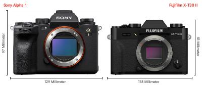 Größenvergleich: Sony Alpha 1 vs. Fujifilm X-T30 II Größenvergleich: Sony Alpha 1 vs. Fujifilm X-T30 II