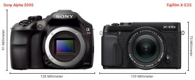 Größenvergleich: Sony Alpha 3000 vs. Fujifilm X-E2S Größenvergleich: Sony Alpha 3000 vs. Fujifilm X-E2S