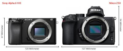 Größenvergleich: Sony Alpha 6100 vs. Nikon Z50 Größenvergleich: Sony Alpha 6100 vs. Nikon Z50