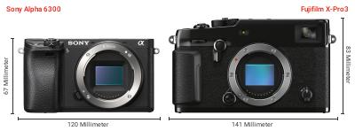 Größenvergleich: Sony Alpha 6300 vs. Fujifilm X-Pro3 Größenvergleich: Sony Alpha 6300 vs. Fujifilm X-Pro3