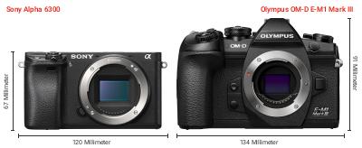 Größenvergleich: Sony Alpha 6300 vs. OM System OM-D E-M1 Mark III Größenvergleich: Sony Alpha 6300 vs. OM System OM-D E-M1 Mark III