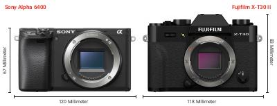 Größenvergleich: Sony Alpha 6400 vs. Fujifilm X-T30 II Größenvergleich: Sony Alpha 6400 vs. Fujifilm X-T30 II