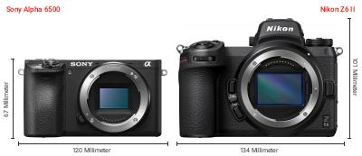 Größenvergleich: Sony Alpha 6500 vs. Nikon Z6 II Größenvergleich: Sony Alpha 6500 vs. Nikon Z6 II