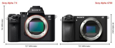 Größenvergleich: Sony Alpha 7 II vs. Sony Alpha 6700 Größenvergleich: Sony Alpha 7 II vs. Sony Alpha 6700