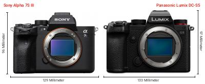 Größenvergleich: Sony Alpha 7S III vs. Panasonic Lumix DC-S5 Größenvergleich: Sony Alpha 7S III vs. Panasonic Lumix DC-S5