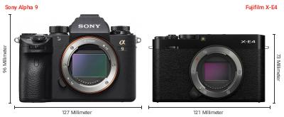 Größenvergleich: Sony Alpha 9 vs. Fujifilm X-E4 Größenvergleich: Sony Alpha 9 vs. Fujifilm X-E4