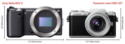 Größenvergleich: Sony Alpha NEX-5 vs. Panasonic Lumix DMC-GF7 Größenvergleich: Sony Alpha NEX-5 vs. Panasonic Lumix DMC-GF7