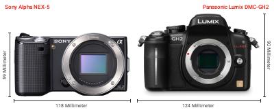 Größenvergleich: Sony Alpha NEX-5 vs. Panasonic Lumix DMC-GH2 Größenvergleich: Sony Alpha NEX-5 vs. Panasonic Lumix DMC-GH2