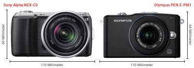 Größenvergleich: Sony Alpha NEX-C3 vs. OM System PEN E-PM1 Größenvergleich: Sony Alpha NEX-C3 vs. OM System PEN E-PM1