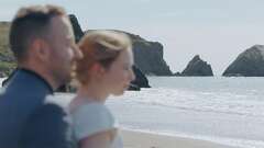 An Elopement Shot on Panasonic S1 in V-Log - San Fransisco Beach Wedding An Elopement Shot on Panasonic S1 in V-Log - San Fransisco Beach Wedding